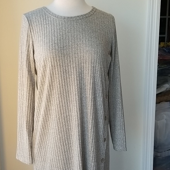 ODDY Maxi Sweater Dress - Picture 8 of 11